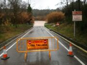 Intenses pluges deixen cinc carreteres tallades a la Diputació de Girona