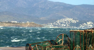 Restablerta la circulació de trens de l’R11 i l’RG1 entre Figueres i Portbou després de dues hores tallada pel vent