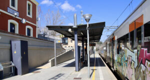 L’R3 entre Ripoll i la Garriga recupera el servei després que una pedra de grans dimensions caigués a la via dimecres