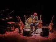 Ben Harper desgrana el seu repertori en format íntim a l’Auditori de Girona