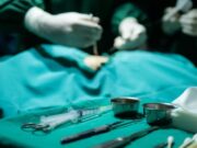 Circumcisió en adults: indicacions mèdiques i beneficis per a la salut