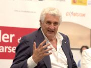 Fernando Romay anima els majors de 45 a reinventar-se professionalment