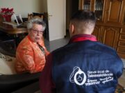 Dipsalut detecta 43 nous casos de maltractament a persones grans mitjançant el Servei de Teleassistència.